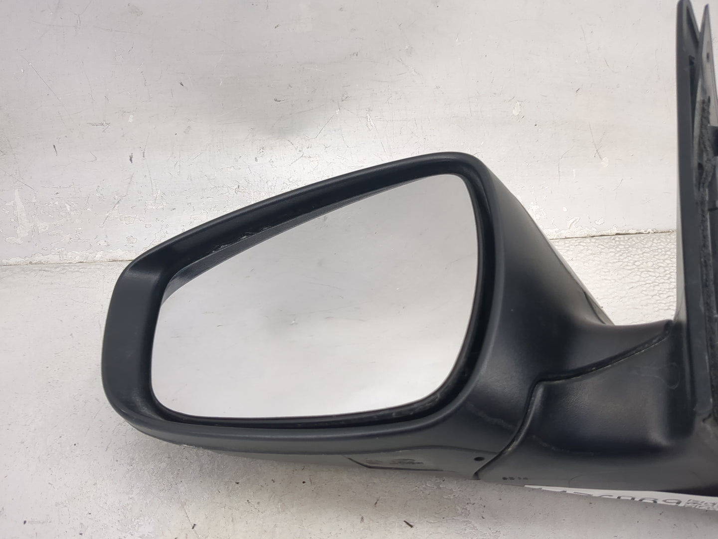 2016 Hyundai Elantra Passenger Side View Mirror - Right Door Mirror OEM Used - Oemusedautoparts1.com