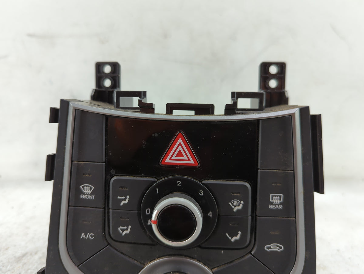 2014-2016 Hyundai Elantra Climate Control Module Temperature AC/Heater Replacement P/N:97250-3XCC1 C500-ATDCF Fits OEM Used 