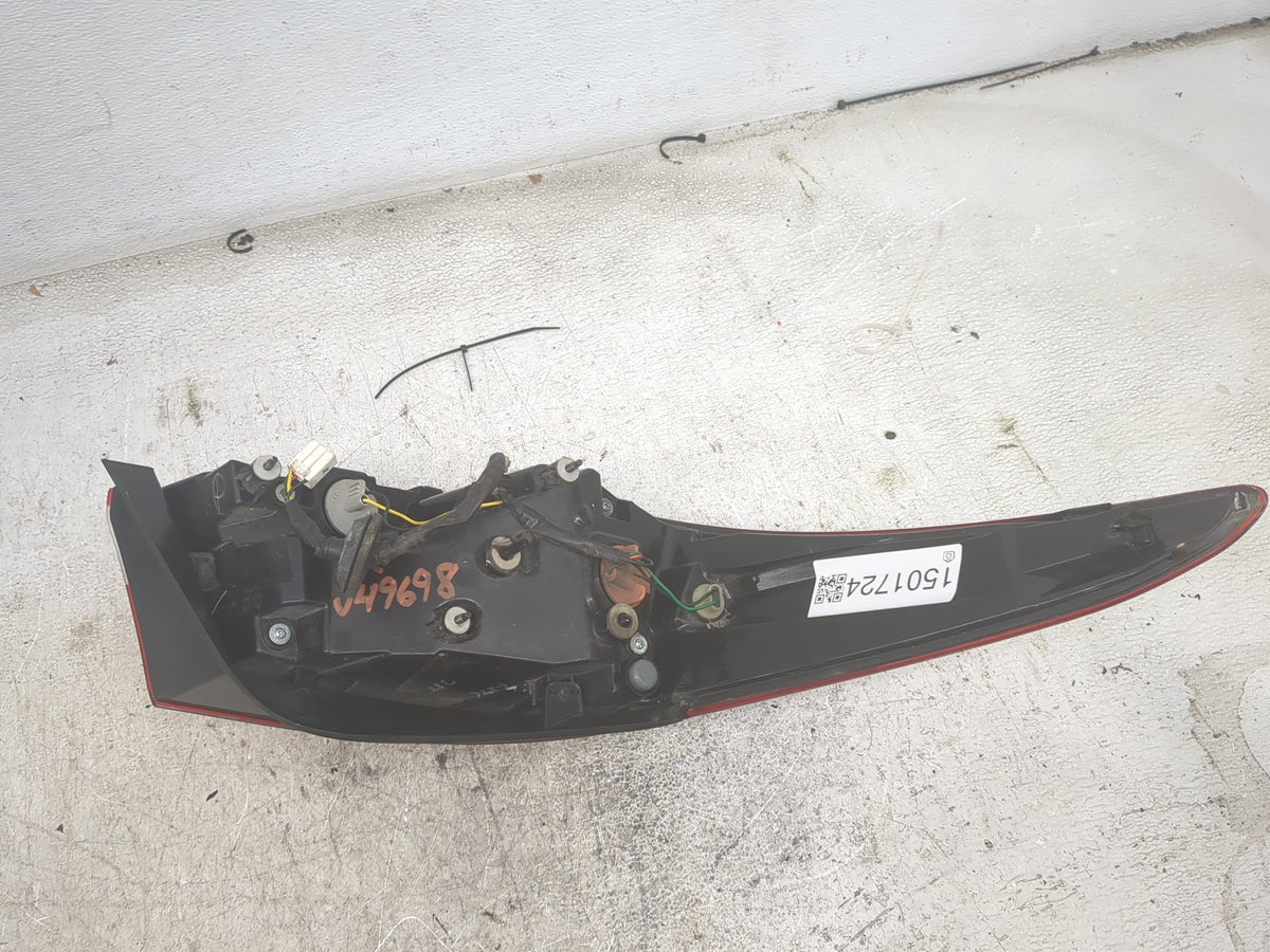 2014 Hyundai Elantra Passenger Right Side Deck Lid Mounted Tail Light 1501724 - Oemusedautoparts1.com