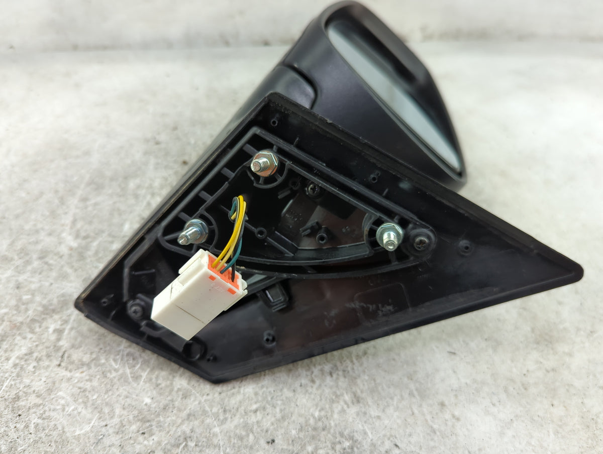 2015-2016 Hyundai Elantra Driver Side View Mirror - Left Door Mirror OEM Used - Oemusedautoparts1.com