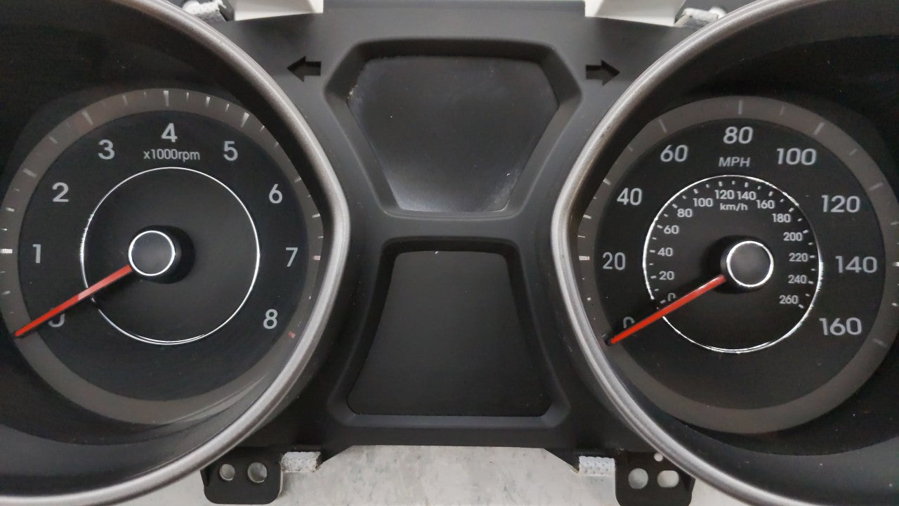 2014-2016 Hyundai Elantra Instrument Cluster Speedometer Gauges P/N:94004-3Y010 Fits Fits 2014 2015 2016 OEM Used Auto Parts