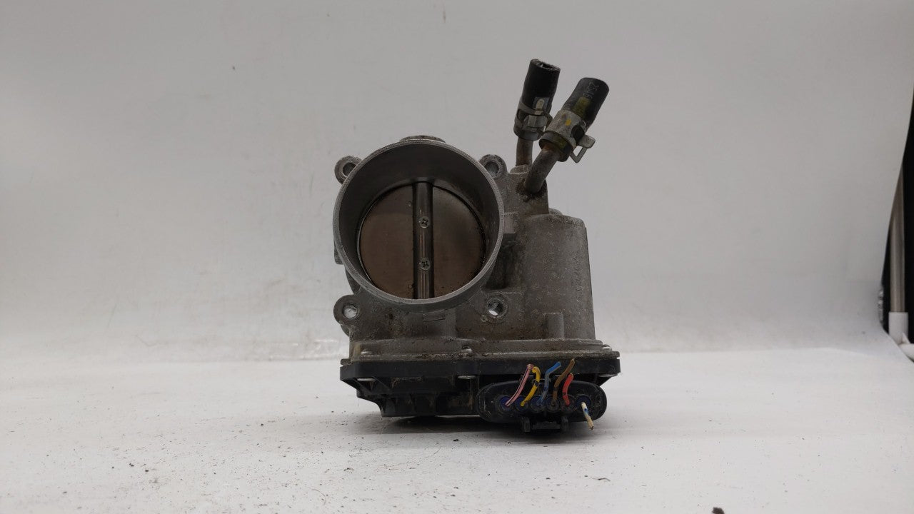 2011-2018 Hyundai Elantra Throttle Body P/N:35100-2E000 Fits Fits 2011 2012 2013 2014 2015 2016 2017 2018 2019 OEM Used Auto