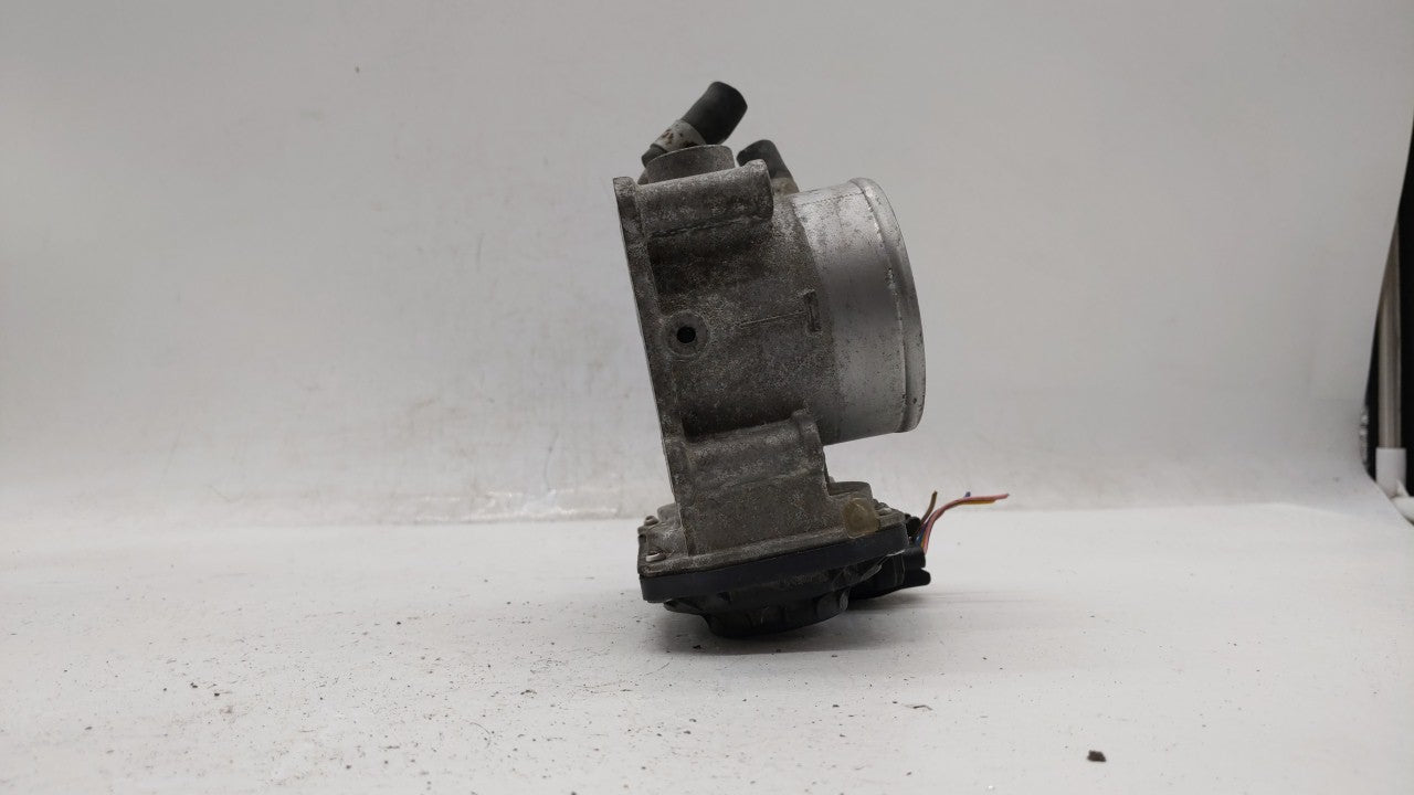 2011-2018 Hyundai Elantra Throttle Body P/N:35100-2E000 Fits Fits 2011 2012 2013 2014 2015 2016 2017 2018 2019 OEM Used Auto