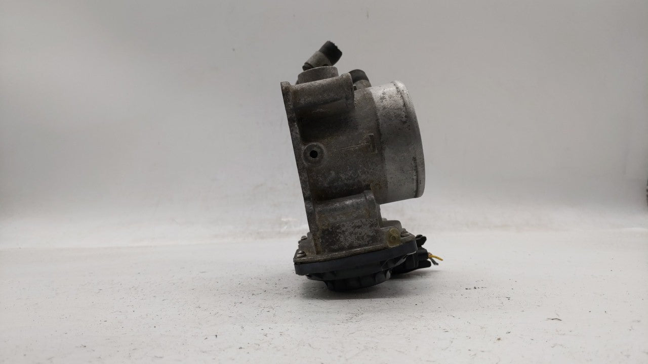 2011-2018 Hyundai Elantra Throttle Body P/N:35100-2E000 Fits Fits 2011 2012 2013 2014 2015 2016 2017 2018 2019 OEM Used Auto