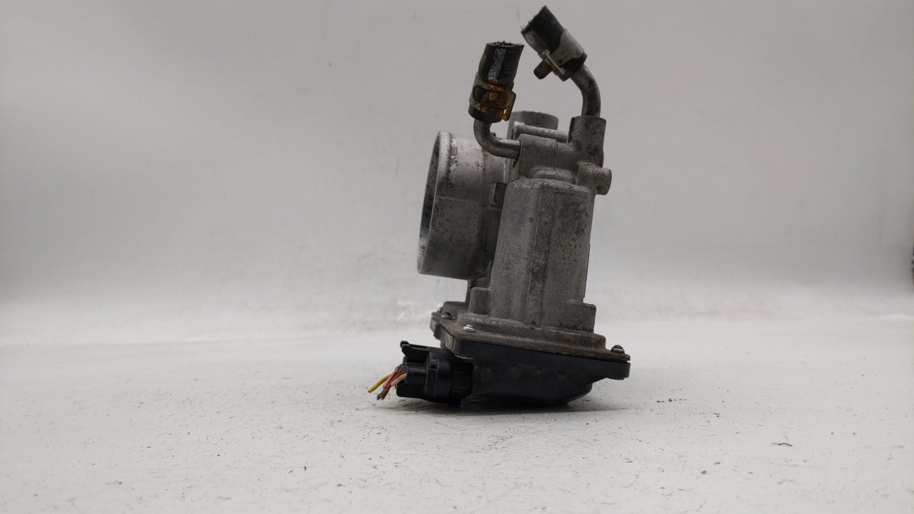 2011-2018 Hyundai Elantra Throttle Body P/N:35100-2E000 Fits Fits 2011 2012 2013 2014 2015 2016 2017 2018 2019 OEM Used Auto