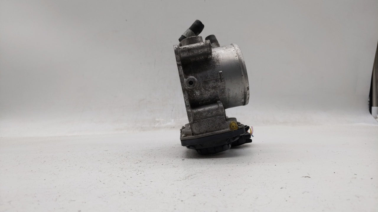 2011-2018 Hyundai Elantra Throttle Body P/N:35100-2E000 Fits Fits 2011 2012 2013 2014 2015 2016 2017 2018 2019 OEM Used Auto