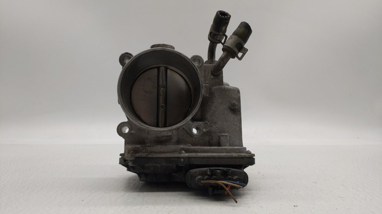 2011-2018 Hyundai Elantra Throttle Body P/N:35100-2E000 Fits Fits 2011 2012 2013 2014 2015 2016 2017 2018 2019 OEM Used Auto