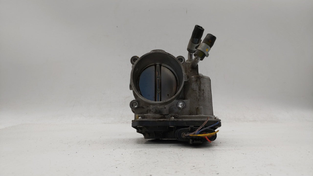 2011-2018 Hyundai Elantra Throttle Body P/N:35100-2E000 Fits Fits 2011 2012 2013 2014 2015 2016 2017 2018 2019 OEM Used Auto