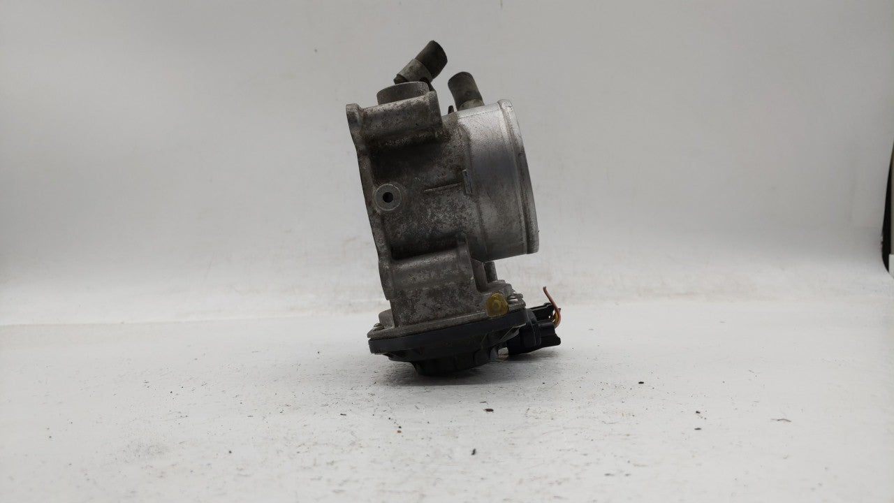2011-2018 Hyundai Elantra Throttle Body P/N:35100-2E000 Fits Fits 2011 2012 2013 2014 2015 2016 2017 2018 2019 OEM Used Auto
