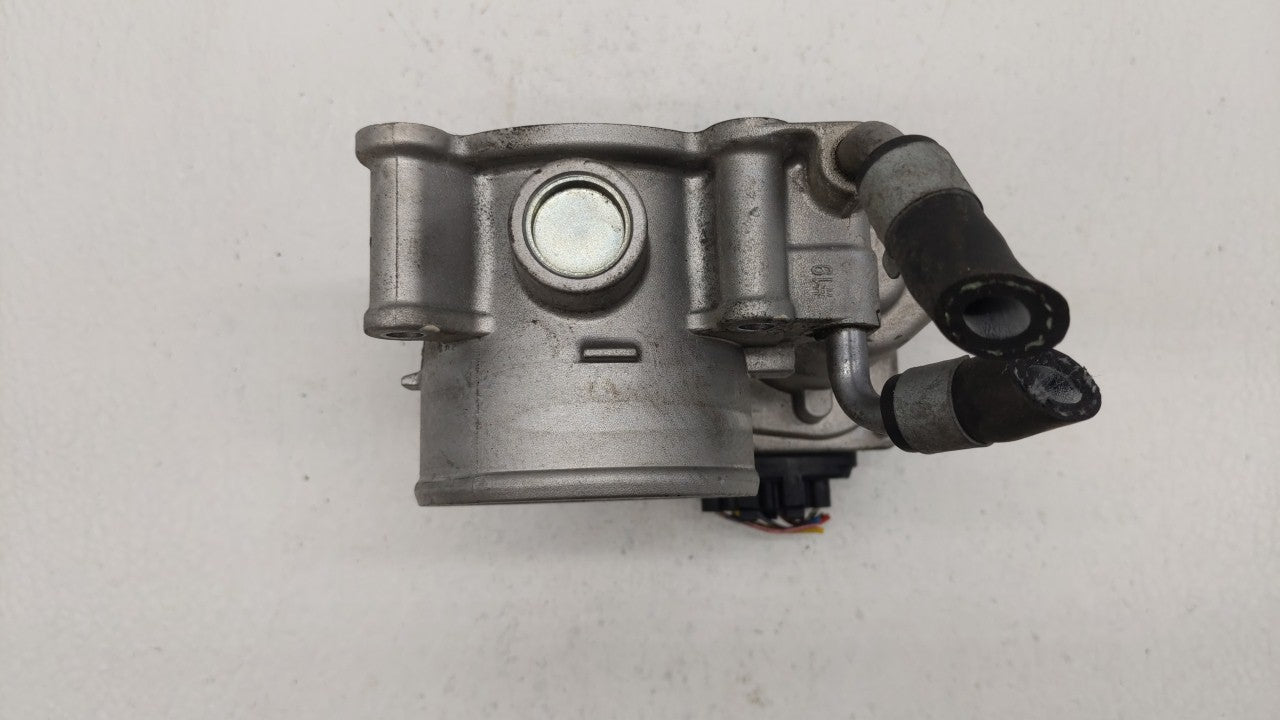 2011-2018 Hyundai Elantra Throttle Body P/N:35100-2E000 Fits Fits 2011 2012 2013 2014 2015 2016 2017 2018 2019 OEM Used Auto