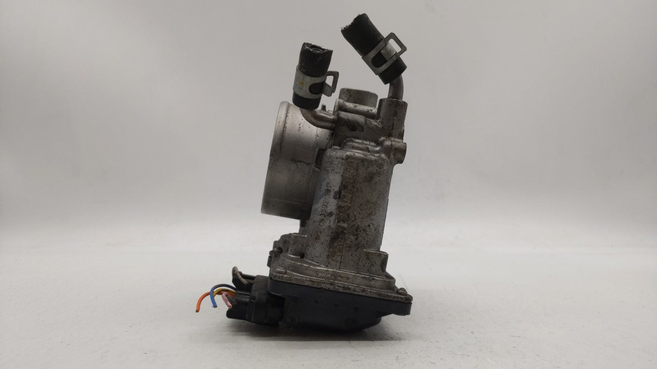 2011-2018 Hyundai Elantra Throttle Body P/N:35100-2E000 Fits Fits 2011 2012 2013 2014 2015 2016 2017 2018 2019 OEM Used Auto