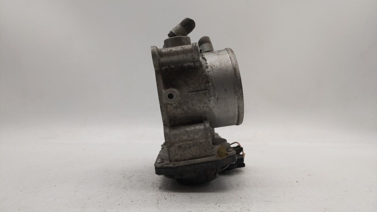 2011-2018 Hyundai Elantra Throttle Body P/N:35100-2E000 Fits Fits 2011 2012 2013 2014 2015 2016 2017 2018 2019 OEM Used Auto