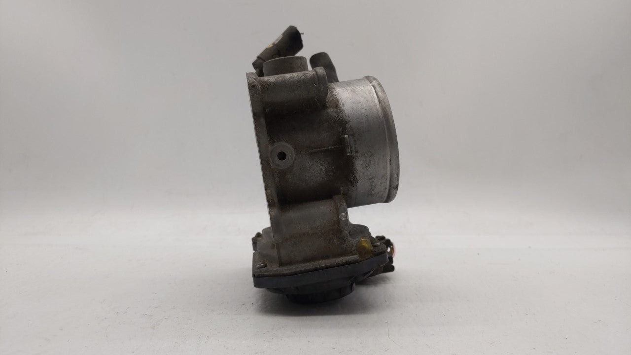 2011-2018 Hyundai Elantra Throttle Body P/N:35100-2E000 Fits Fits 2011 2012 2013 2014 2015 2016 2017 2018 2019 OEM Used Auto