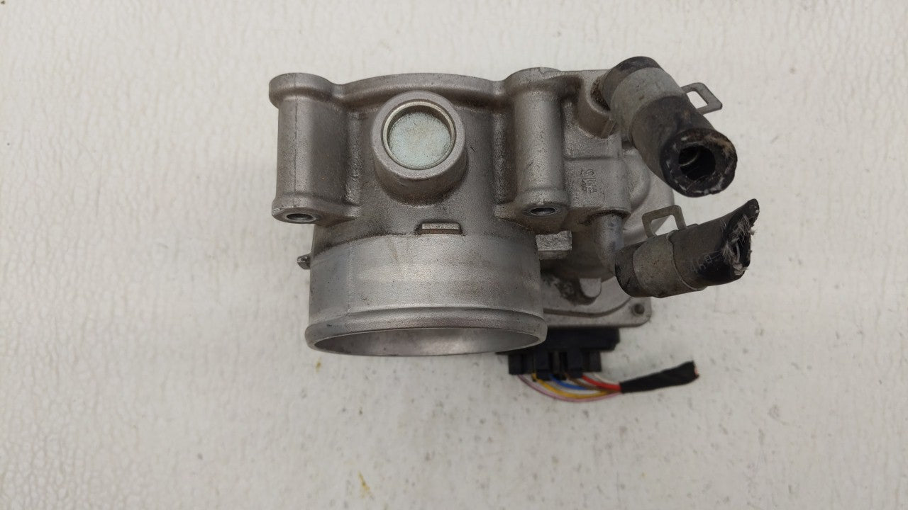 2011-2018 Hyundai Elantra Throttle Body P/N:35100-2E000 Fits Fits 2011 2012 2013 2014 2015 2016 2017 2018 2019 OEM Used Auto