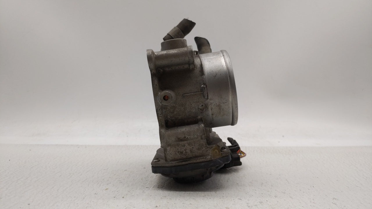 2011-2018 Hyundai Elantra Throttle Body P/N:35100-2E000 Fits Fits 2011 2012 2013 2014 2015 2016 2017 2018 2019 OEM Used Auto