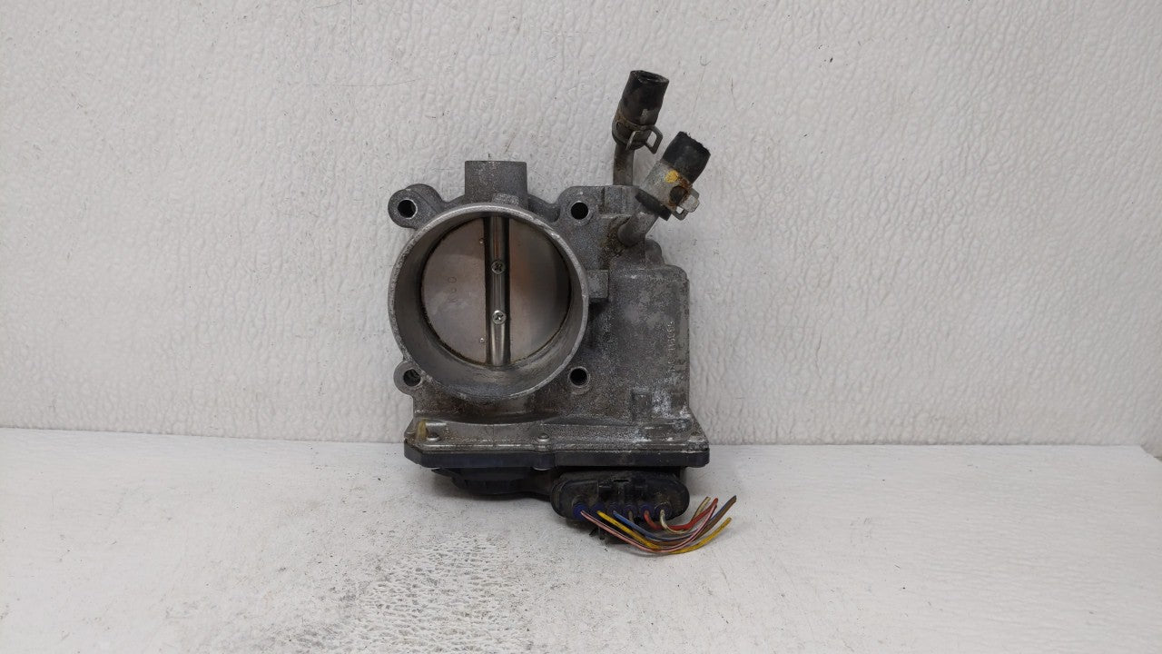 2011-2018 Hyundai Elantra Throttle Body P/N:35100-2E000 Fits Fits 2011 2012 2013 2014 2015 2016 2017 2018 2019 OEM Used Auto