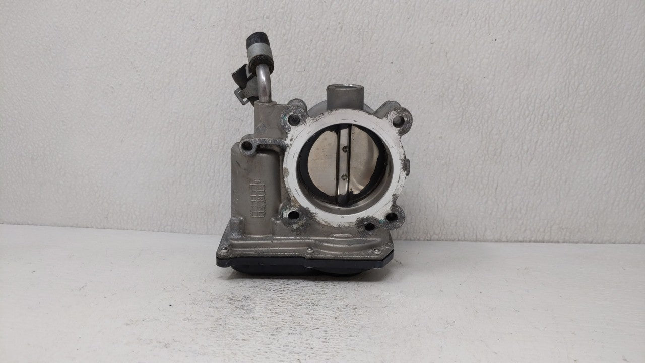 2011-2018 Hyundai Elantra Throttle Body P/N:35100-2E000 Fits Fits 2011 2012 2013 2014 2015 2016 2017 2018 2019 OEM Used Auto
