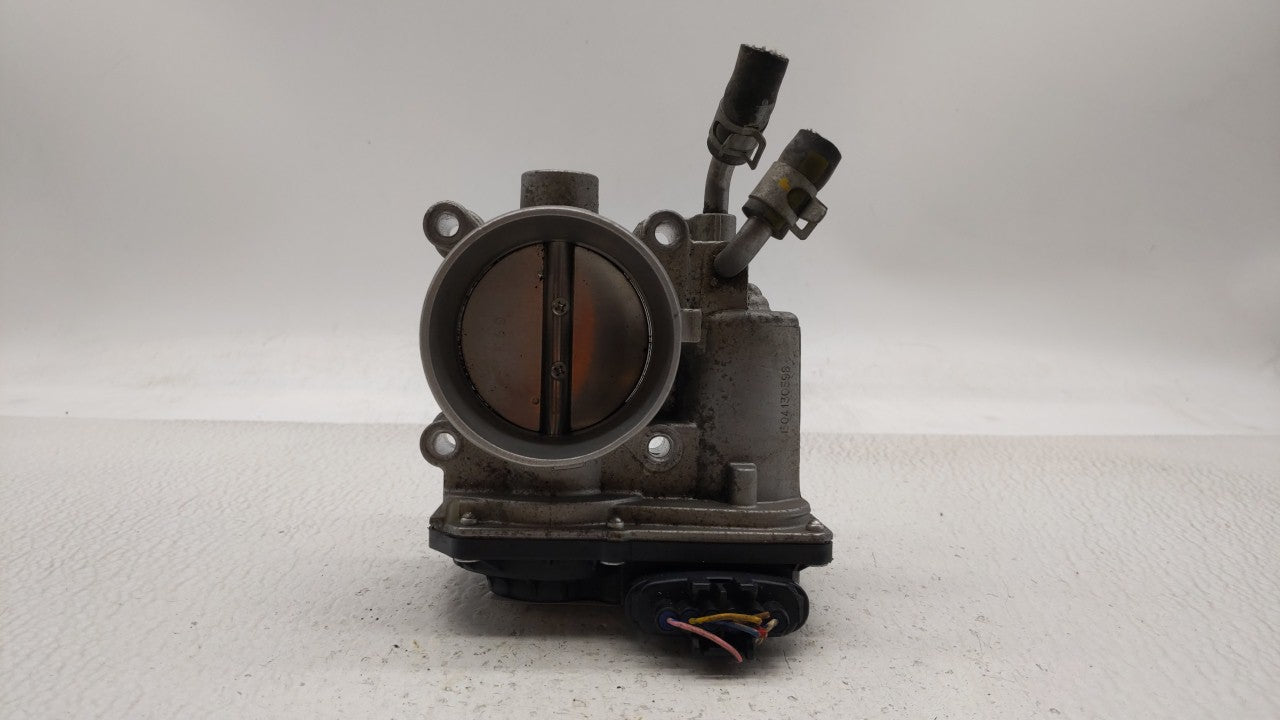 2011-2018 Hyundai Elantra Throttle Body P/N:35100-2E000 Fits Fits 2011 2012 2013 2014 2015 2016 2017 2018 2019 OEM Used Auto
