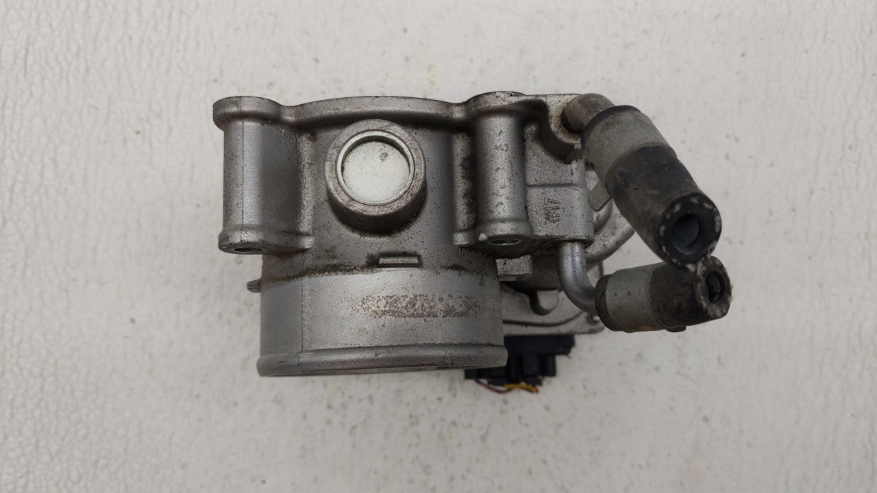 2011-2018 Hyundai Elantra Throttle Body P/N:35100-2E000 Fits Fits 2011 2012 2013 2014 2015 2016 2017 2018 2019 OEM Used Auto