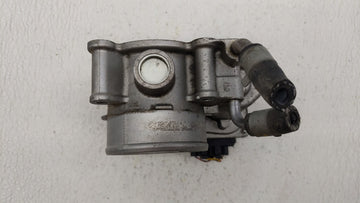 2011-2018 Hyundai Elantra Throttle Body P/N:35100-2E000 Fits Fits 2011 2012 2013 2014 2015 2016 2017 2018 2019 OEM Used Auto Parts