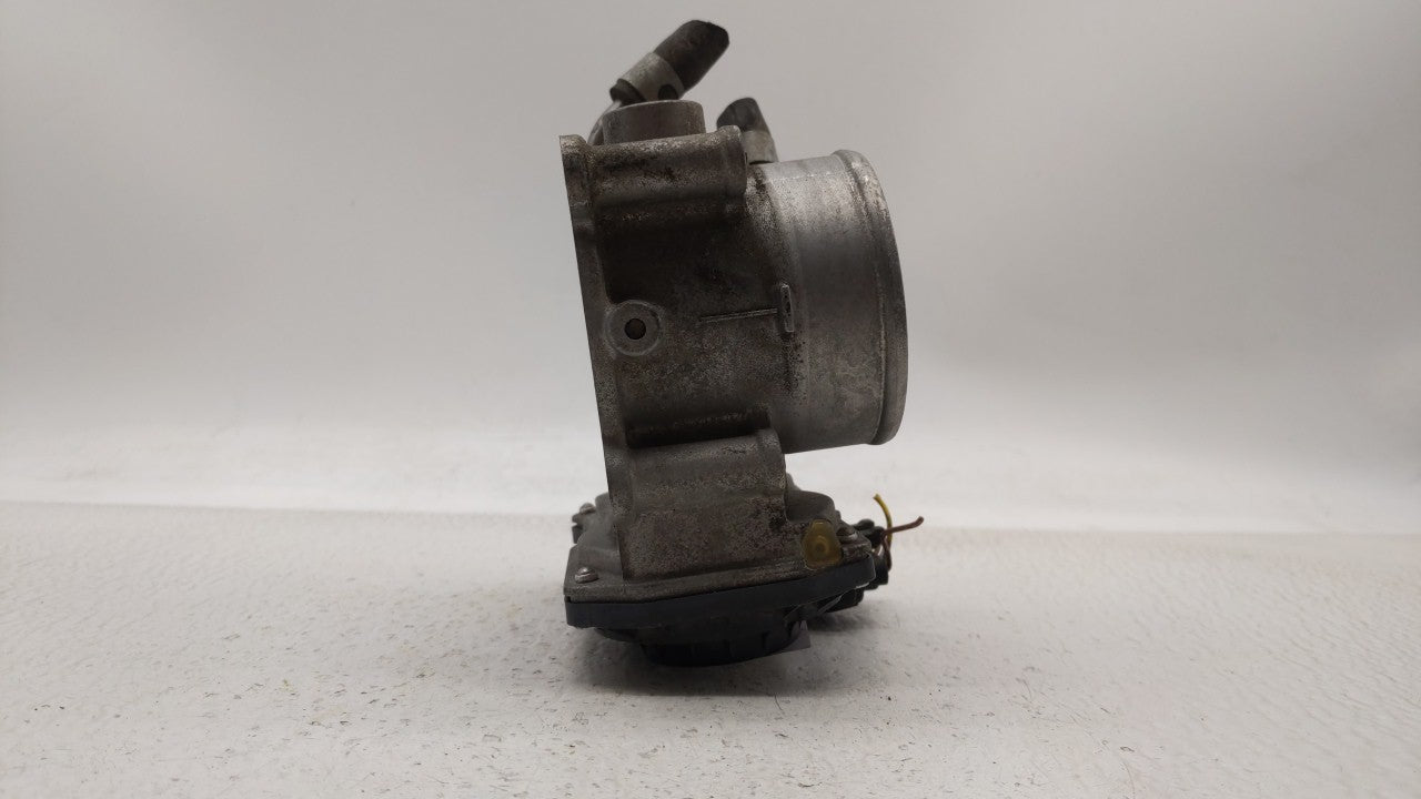 2011-2018 Hyundai Elantra Throttle Body P/N:35100-2E000 Fits Fits 2011 2012 2013 2014 2015 2016 2017 2018 2019 OEM Used Auto