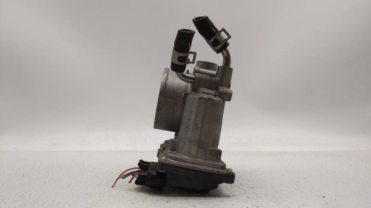2011-2018 Hyundai Elantra Throttle Body P/N:35100-2E000 Fits Fits 2011 2012 2013 2014 2015 2016 2017 2018 2019 OEM Used Auto