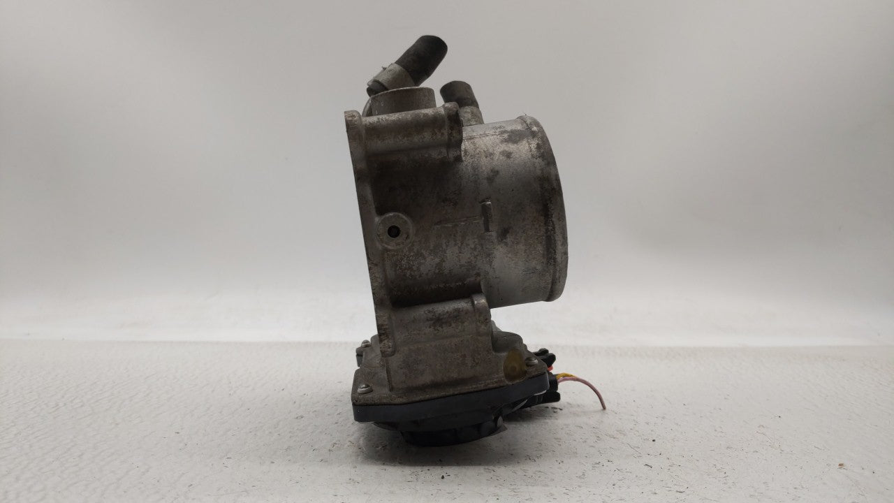 2011-2018 Hyundai Elantra Throttle Body P/N:35100-2E000 Fits Fits 2011 2012 2013 2014 2015 2016 2017 2018 2019 OEM Used Auto