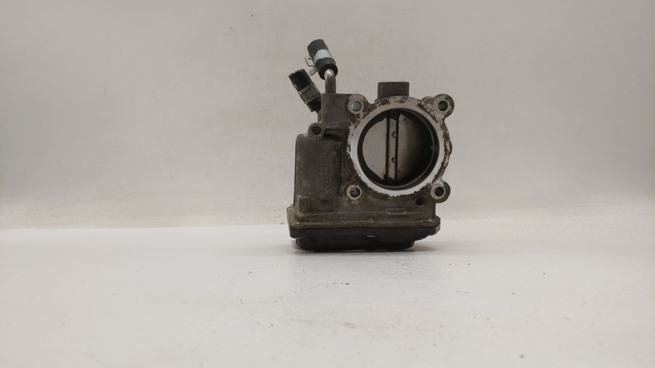2011-2018 Hyundai Elantra Throttle Body P/N:35100-2E000 Fits Fits 2011 2012 2013 2014 2015 2016 2017 2018 2019 OEM Used Auto