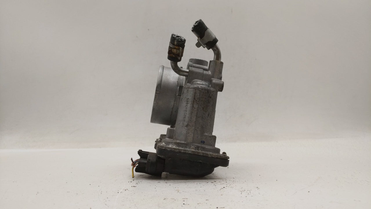 2011-2018 Hyundai Elantra Throttle Body P/N:35100-2E000 Fits Fits 2011 2012 2013 2014 2015 2016 2017 2018 2019 OEM Used Auto
