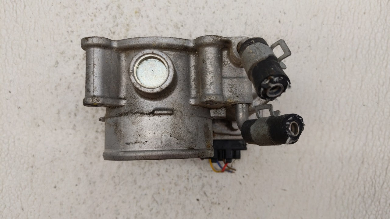 2011-2018 Hyundai Elantra Throttle Body P/N:35100-2E000 Fits Fits 2011 2012 2013 2014 2015 2016 2017 2018 2019 OEM Used Auto