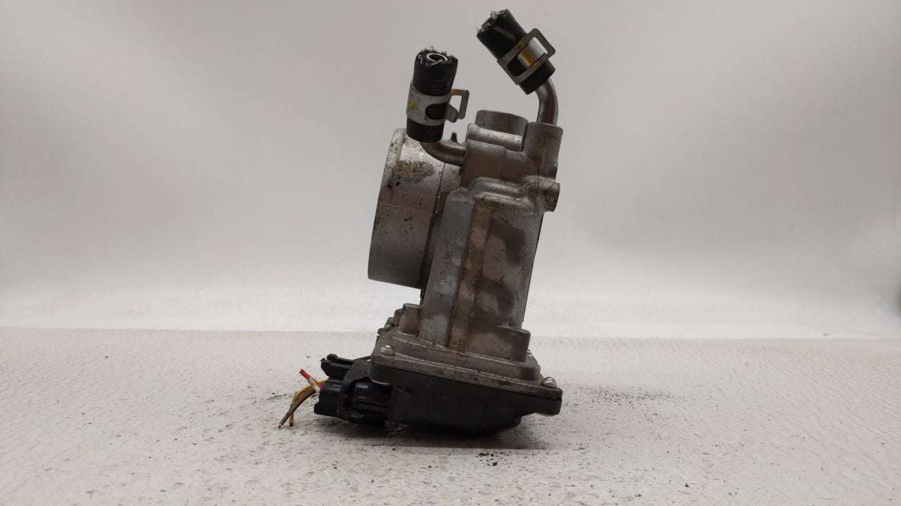 2011-2018 Hyundai Elantra Throttle Body P/N:35100-2E000 Fits Fits 2011 2012 2013 2014 2015 2016 2017 2018 2019 OEM Used Auto