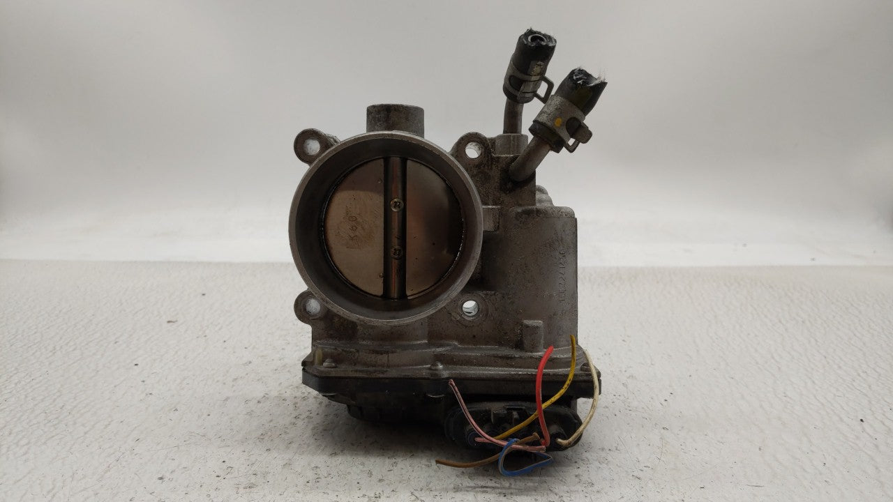 2011-2018 Hyundai Elantra Throttle Body P/N:35100-2E000 Fits Fits 2011 2012 2013 2014 2015 2016 2017 2018 2019 OEM Used Auto