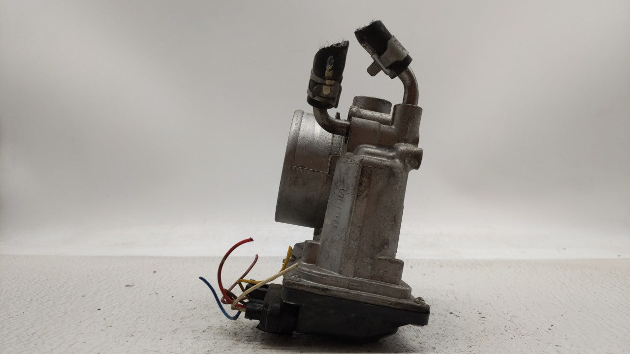 2011-2018 Hyundai Elantra Throttle Body P/N:35100-2E000 Fits Fits 2011 2012 2013 2014 2015 2016 2017 2018 2019 OEM Used Auto