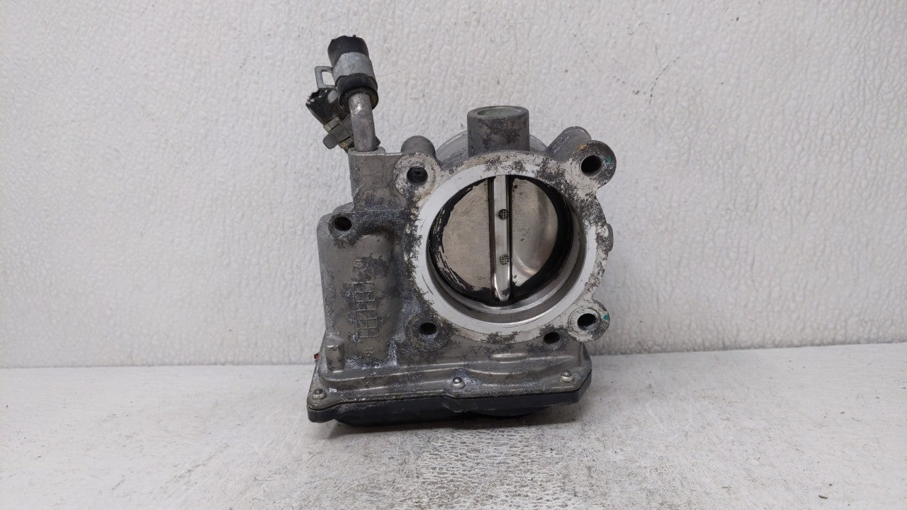 2011-2018 Hyundai Elantra Throttle Body P/N:35100-2E000 Fits Fits 2011 2012 2013 2014 2015 2016 2017 2018 2019 OEM Used Auto