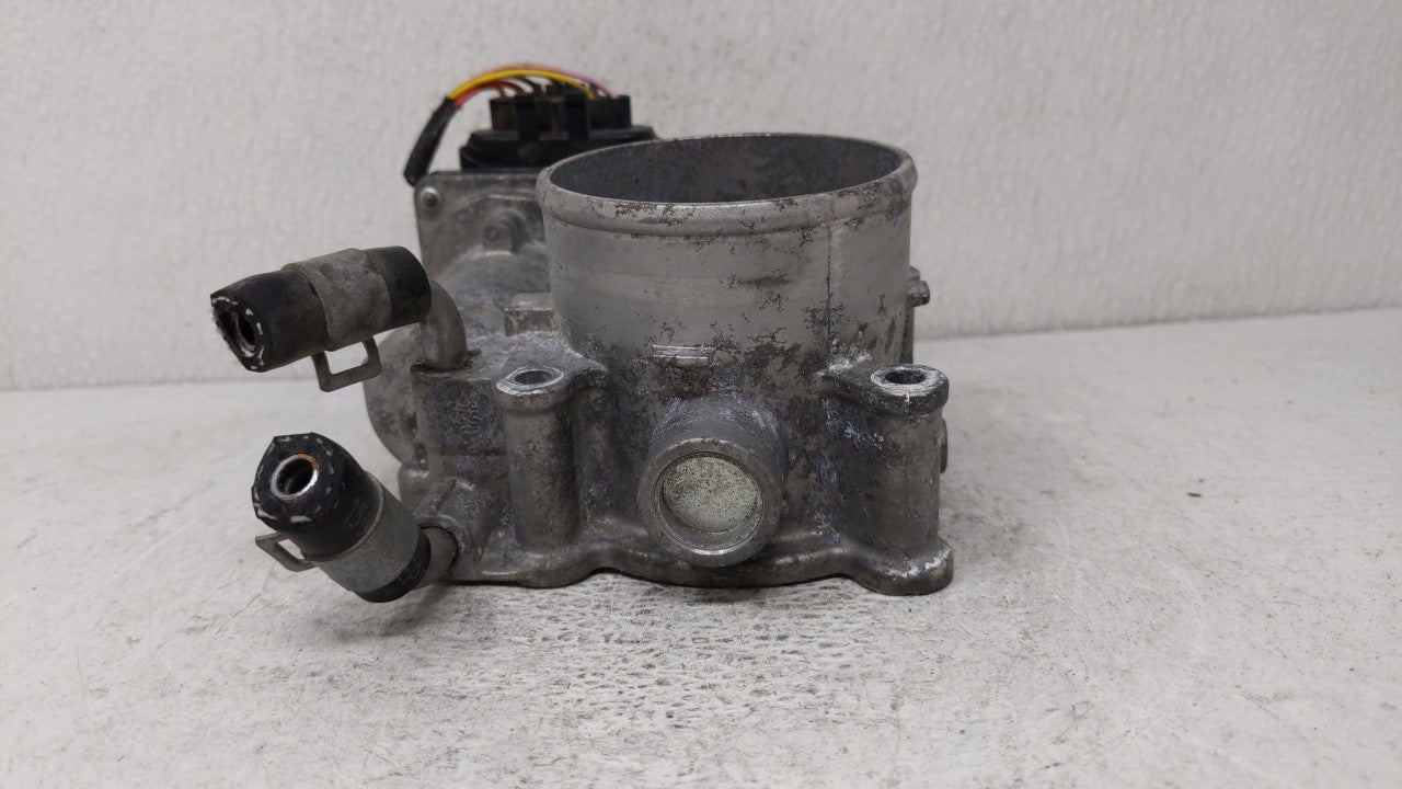 2011-2018 Hyundai Elantra Throttle Body P/N:35100-2E000 Fits Fits 2011 2012 2013 2014 2015 2016 2017 2018 2019 OEM Used Auto