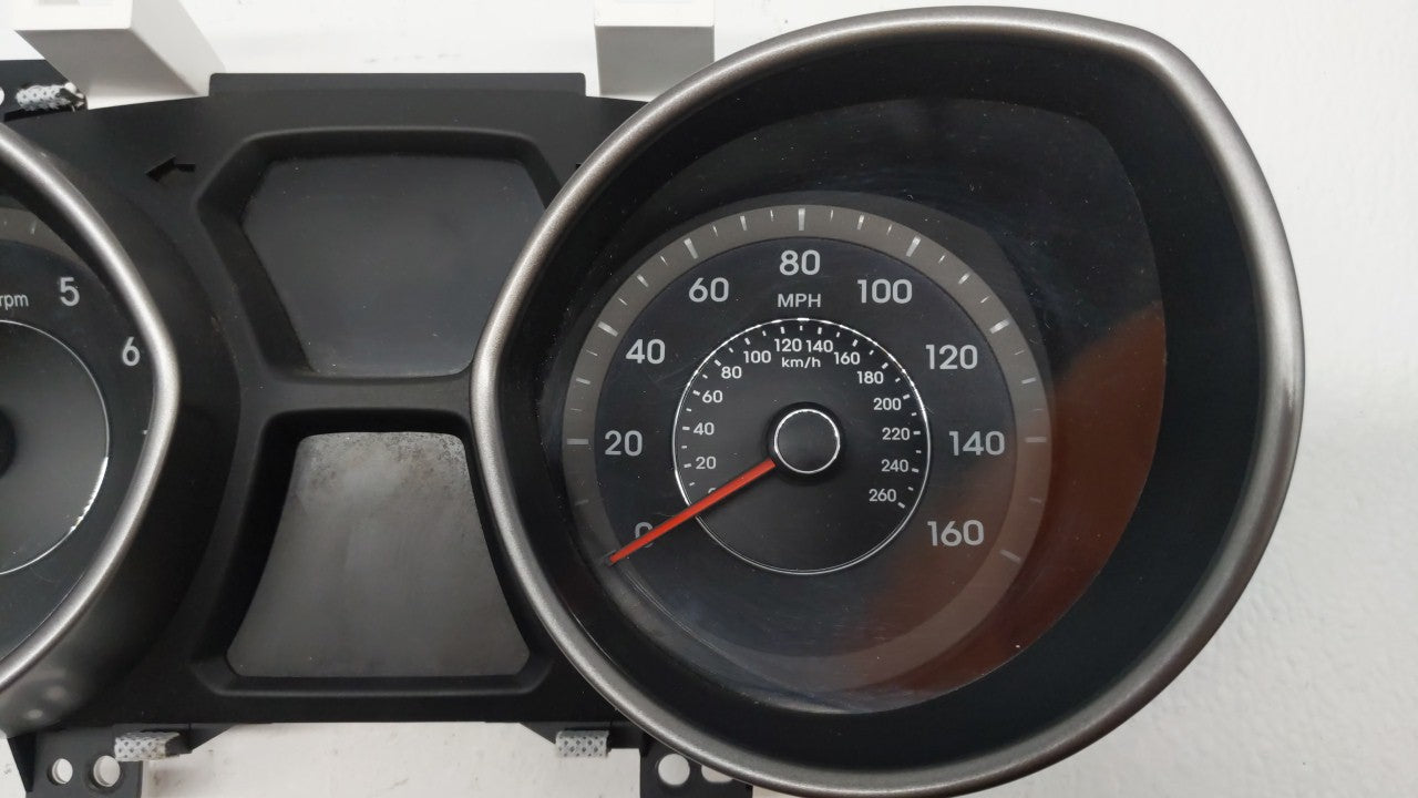 2014-2016 Hyundai Elantra Instrument Cluster Speedometer Gauges P/N:94004-3Y010 Fits Fits 2014 2015 2016 OEM Used Auto Parts