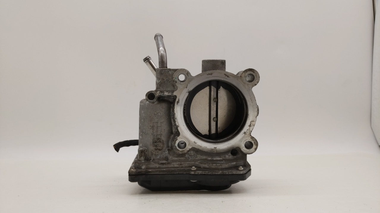 2011-2018 Hyundai Elantra Throttle Body P/N:35100-2E000 Fits Fits 2011 2012 2013 2014 2015 2016 2017 2018 2019 OEM Used Auto
