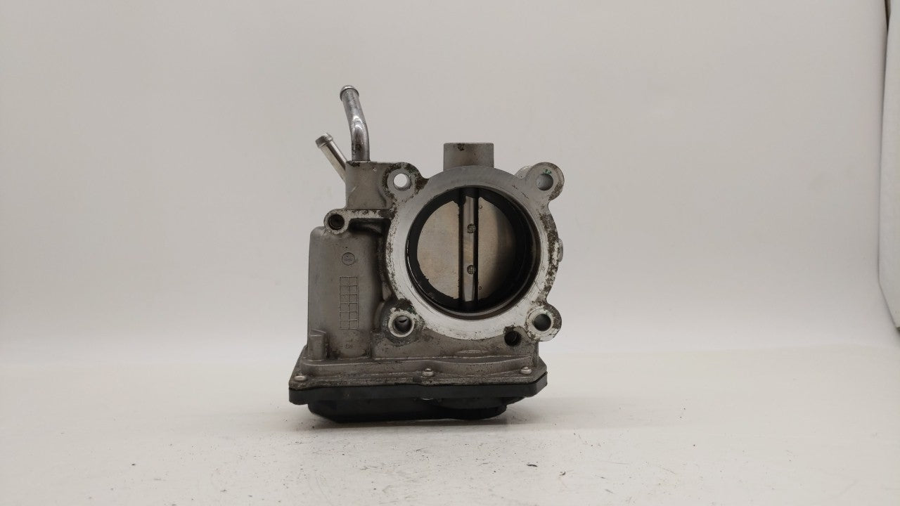 2011-2018 Hyundai Elantra Throttle Body P/N:35100-2E000 Fits Fits 2011 2012 2013 2014 2015 2016 2017 2018 2019 OEM Used Auto