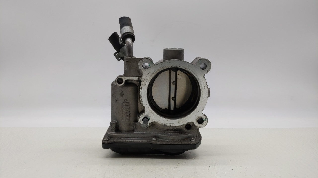 2011-2018 Hyundai Elantra Throttle Body P/N:35100-2E000 Fits Fits 2011 2012 2013 2014 2015 2016 2017 2018 2019 OEM Used Auto