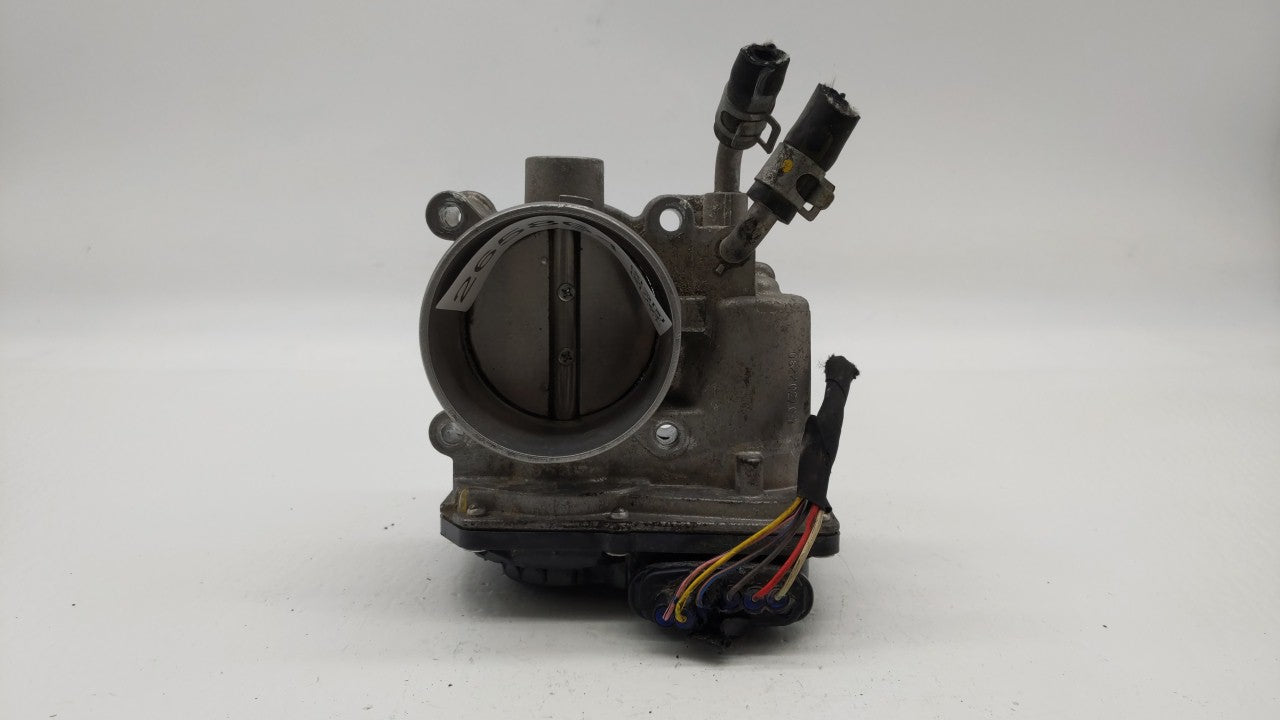 2011-2018 Hyundai Elantra Throttle Body P/N:35100-2E000 Fits Fits 2011 2012 2013 2014 2015 2016 2017 2018 2019 OEM Used Auto