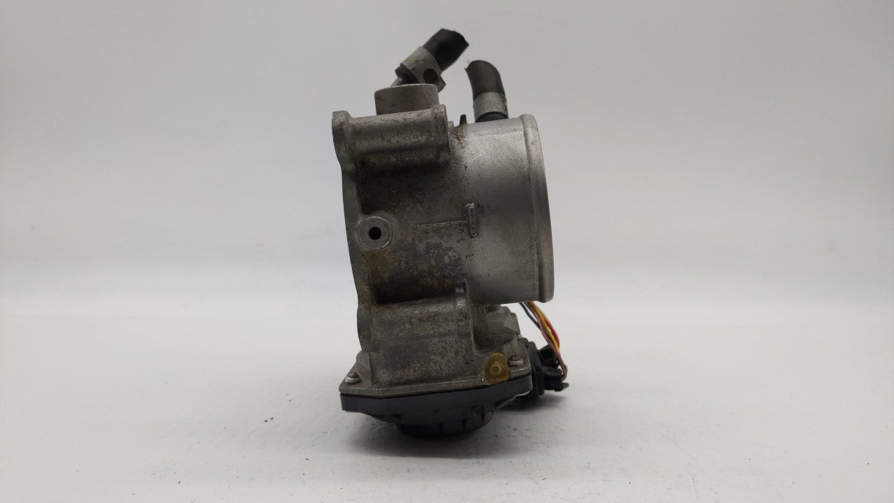 2011-2018 Hyundai Elantra Throttle Body P/N:35100-2E000 Fits Fits 2011 2012 2013 2014 2015 2016 2017 2018 2019 OEM Used Auto