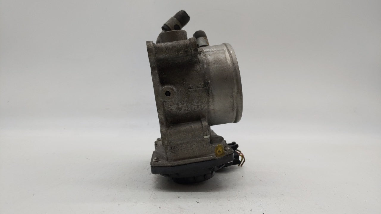 2011-2018 Hyundai Elantra Throttle Body P/N:35100-2E000 Fits Fits 2011 2012 2013 2014 2015 2016 2017 2018 2019 OEM Used Auto