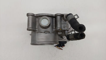 2011-2018 Hyundai Elantra Throttle Body P/N:35100-2E000 Fits Fits 2011 2012 2013 2014 2015 2016 2017 2018 2019 OEM Used Auto Parts