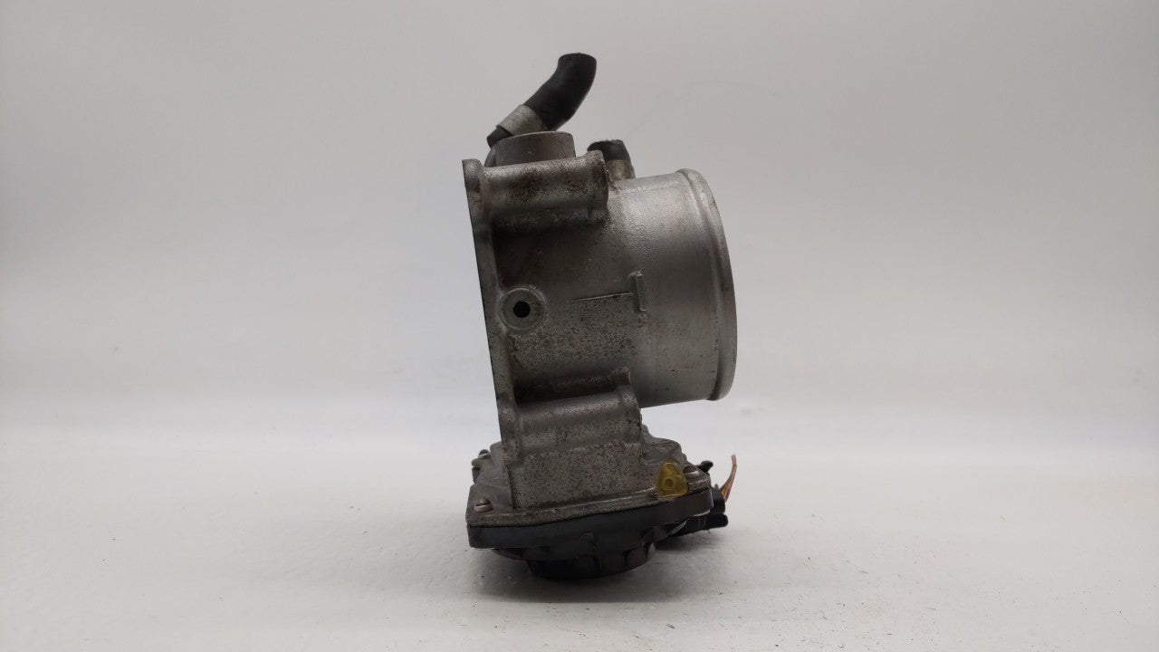 2011-2018 Hyundai Elantra Throttle Body P/N:35100-2E000 Fits Fits 2011 2012 2013 2014 2015 2016 2017 2018 2019 OEM Used Auto