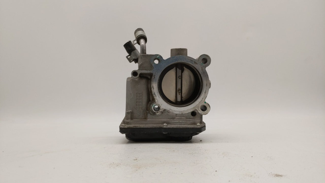 2011-2018 Hyundai Elantra Throttle Body P/N:35100-2E000 Fits Fits 2011 2012 2013 2014 2015 2016 2017 2018 2019 OEM Used Auto
