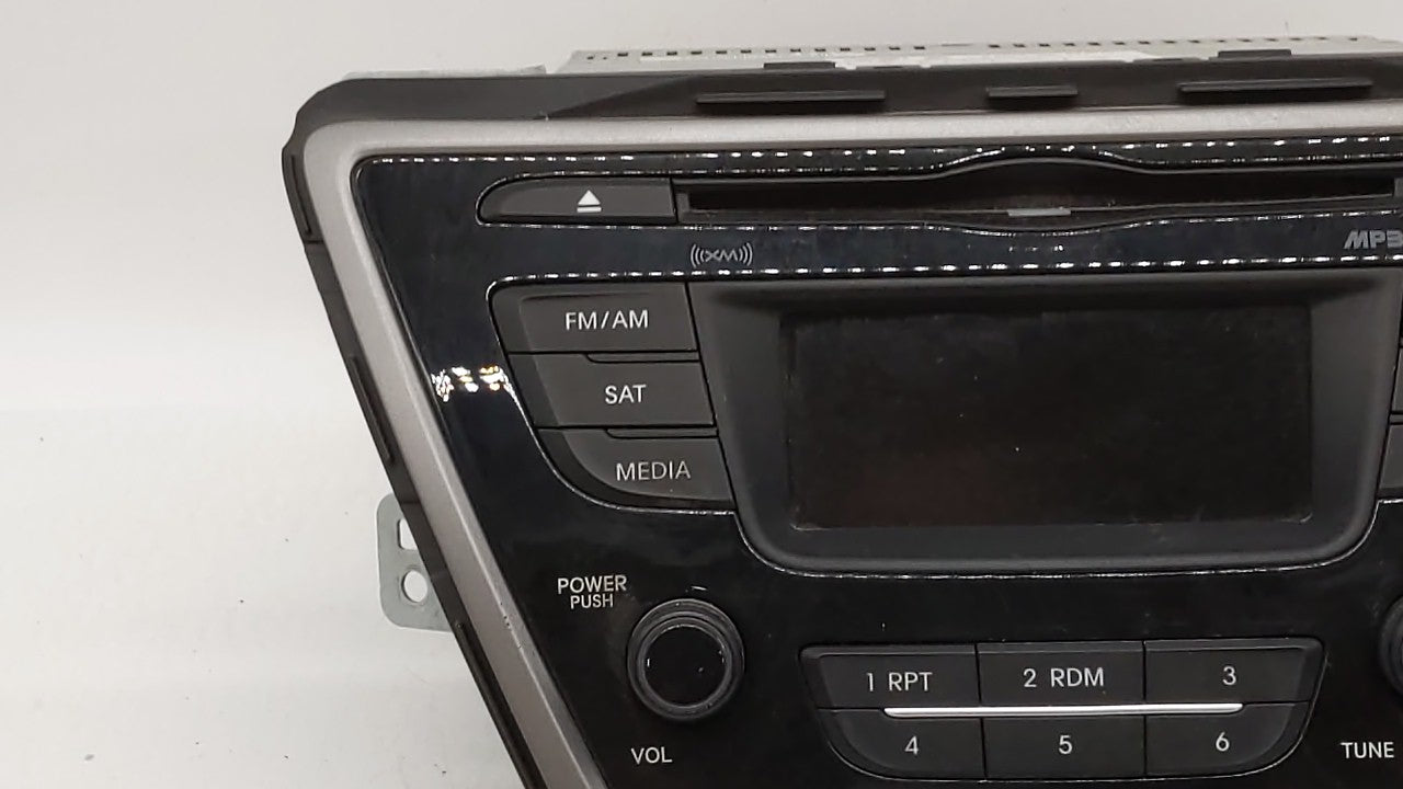 2014-2016 Hyundai Elantra Am Fm Cd Player Radio Receiver - Oemusedautoparts1.com