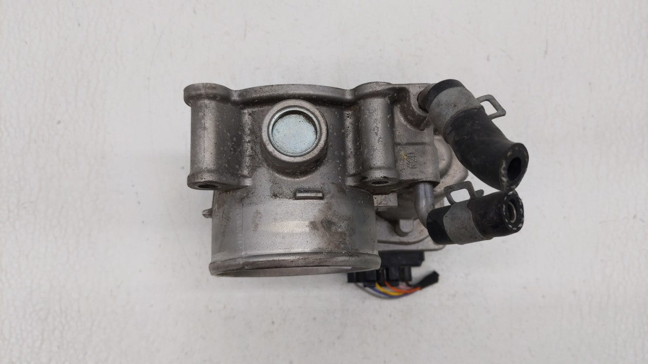 2011-2018 Hyundai Elantra Throttle Body P/N:35100-2E000 Fits Fits 2011 2012 2013 2014 2015 2016 2017 2018 2019 OEM Used Auto