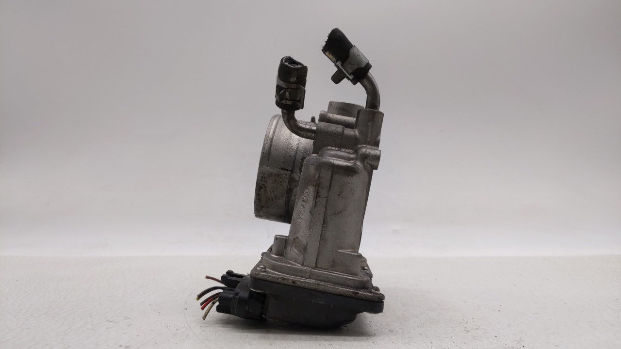 2011-2018 Hyundai Elantra Throttle Body P/N:35100-2E000 Fits Fits 2011 2012 2013 2014 2015 2016 2017 2018 2019 OEM Used Auto