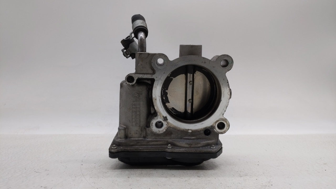 2011-2018 Hyundai Elantra Throttle Body P/N:35100-2E000 Fits Fits 2011 2012 2013 2014 2015 2016 2017 2018 2019 OEM Used Auto