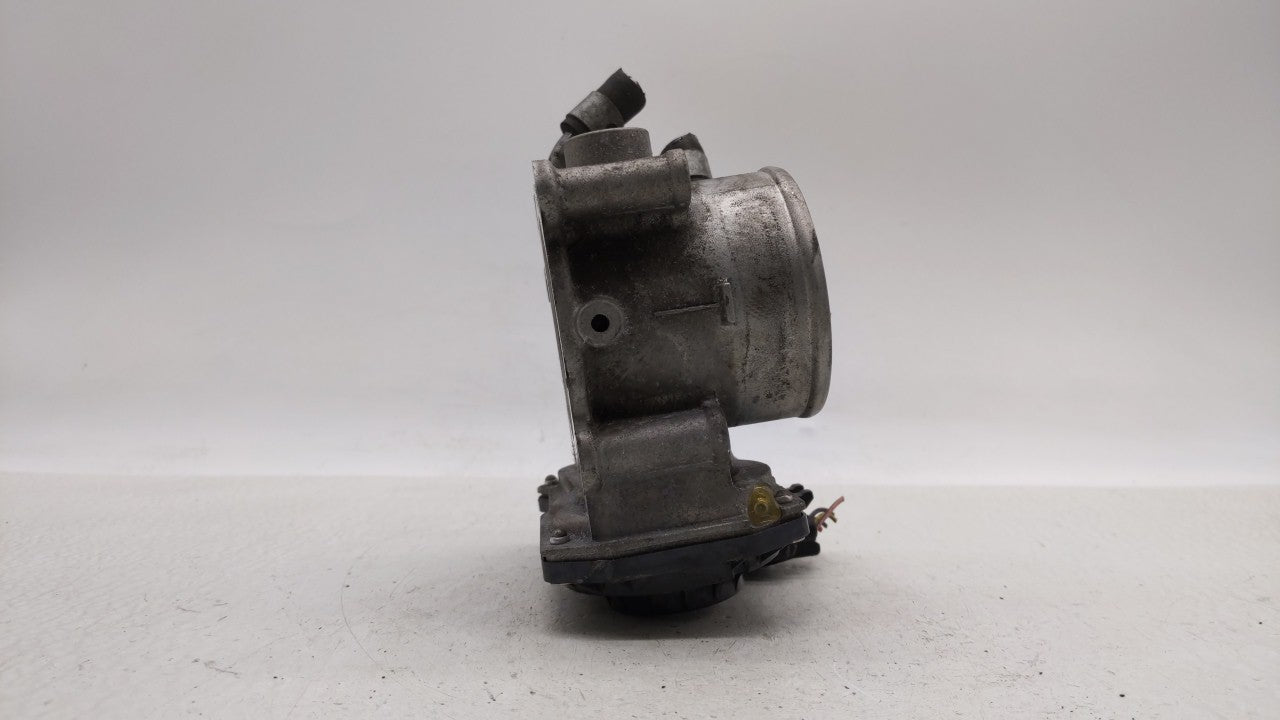 2011-2018 Hyundai Elantra Throttle Body P/N:35100-2E000 Fits Fits 2011 2012 2013 2014 2015 2016 2017 2018 2019 OEM Used Auto